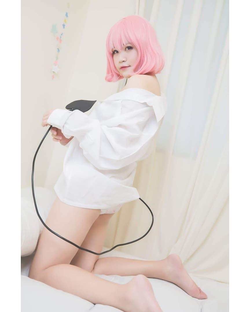 Cosplay barefoot.cosplay22(90)